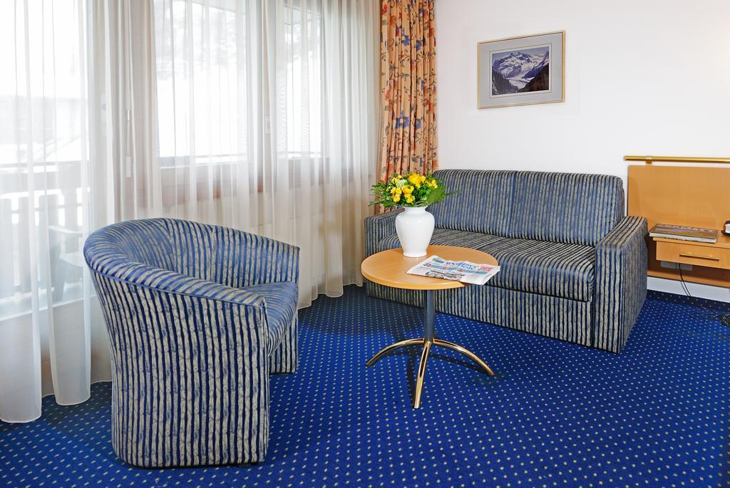 Alpenrose Hotel Zermatt Szoba fotó